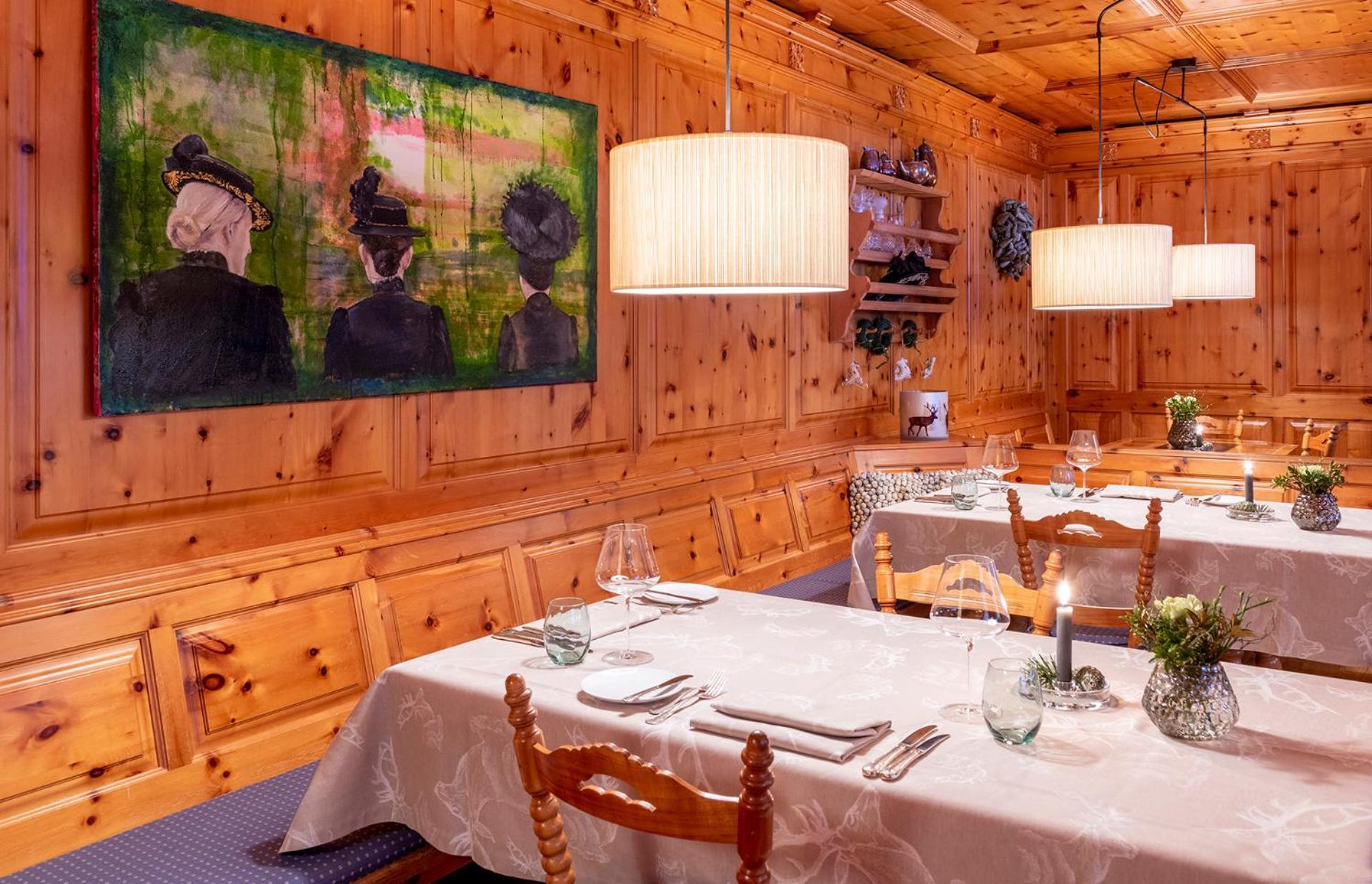Hotel Montafoner Hof Schruns ภายนอก รูปภาพ